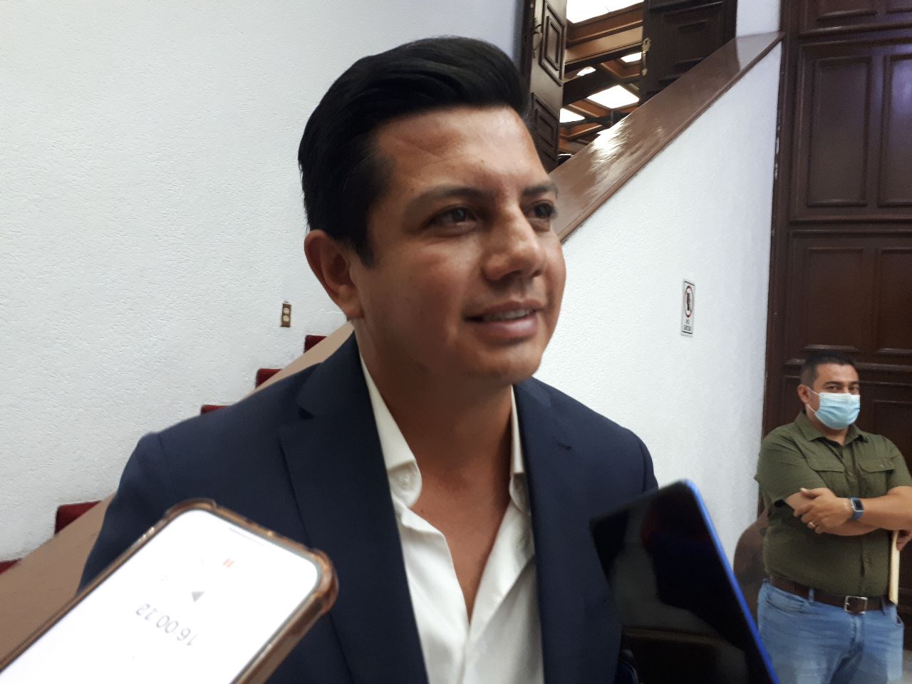 Frente a embate, buscan blindar órganos autónomos en Michoacán