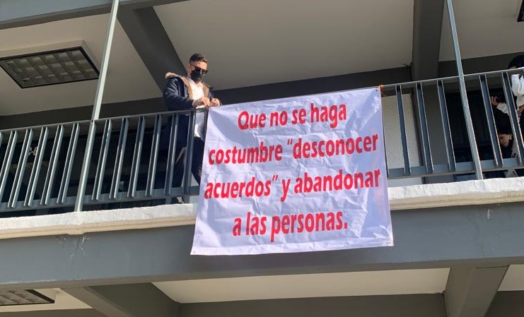 Maestros facultad Psicología manifiestan_