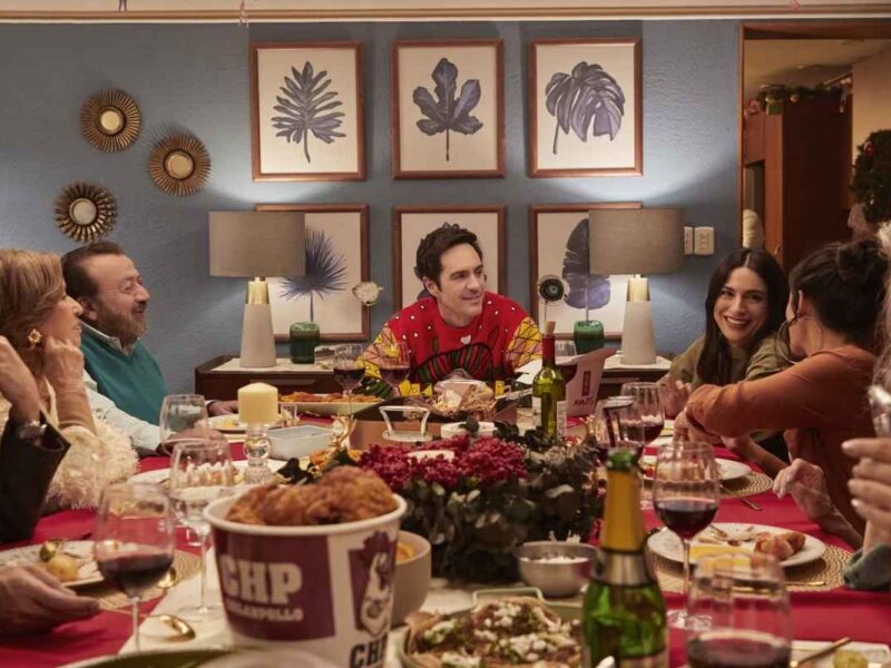No te pierdas el tráiler de "Reviviendo la Navidad", la nueva película mexicana de comedia navideña que llegará a Netflix