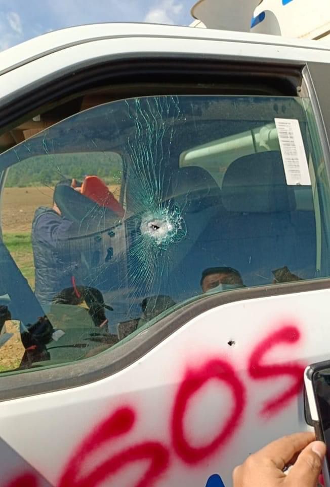 Policía de Nahuatzen dispara contra manifestantes, acusa magisterio