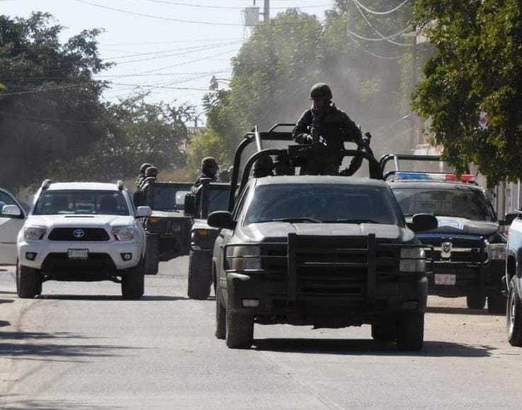 Presuntos gatilleros enfrentan a militares en San José de Gracia