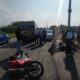 Motociclista se accidenta en la avenida Héroes Anónimos