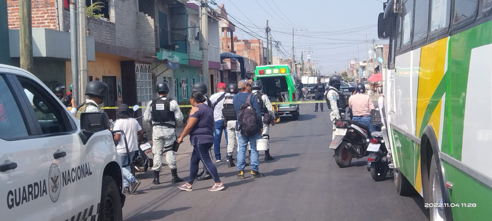 Pistoleros ejecutan a dueño de tienda de abarrotes