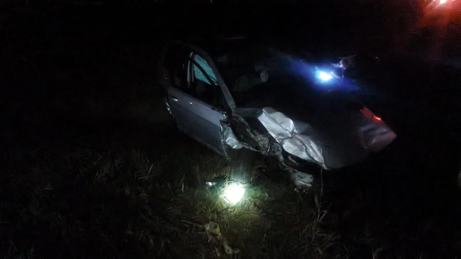 Chocan dos vehículos en la carretera Morelia - Pátzcuaro