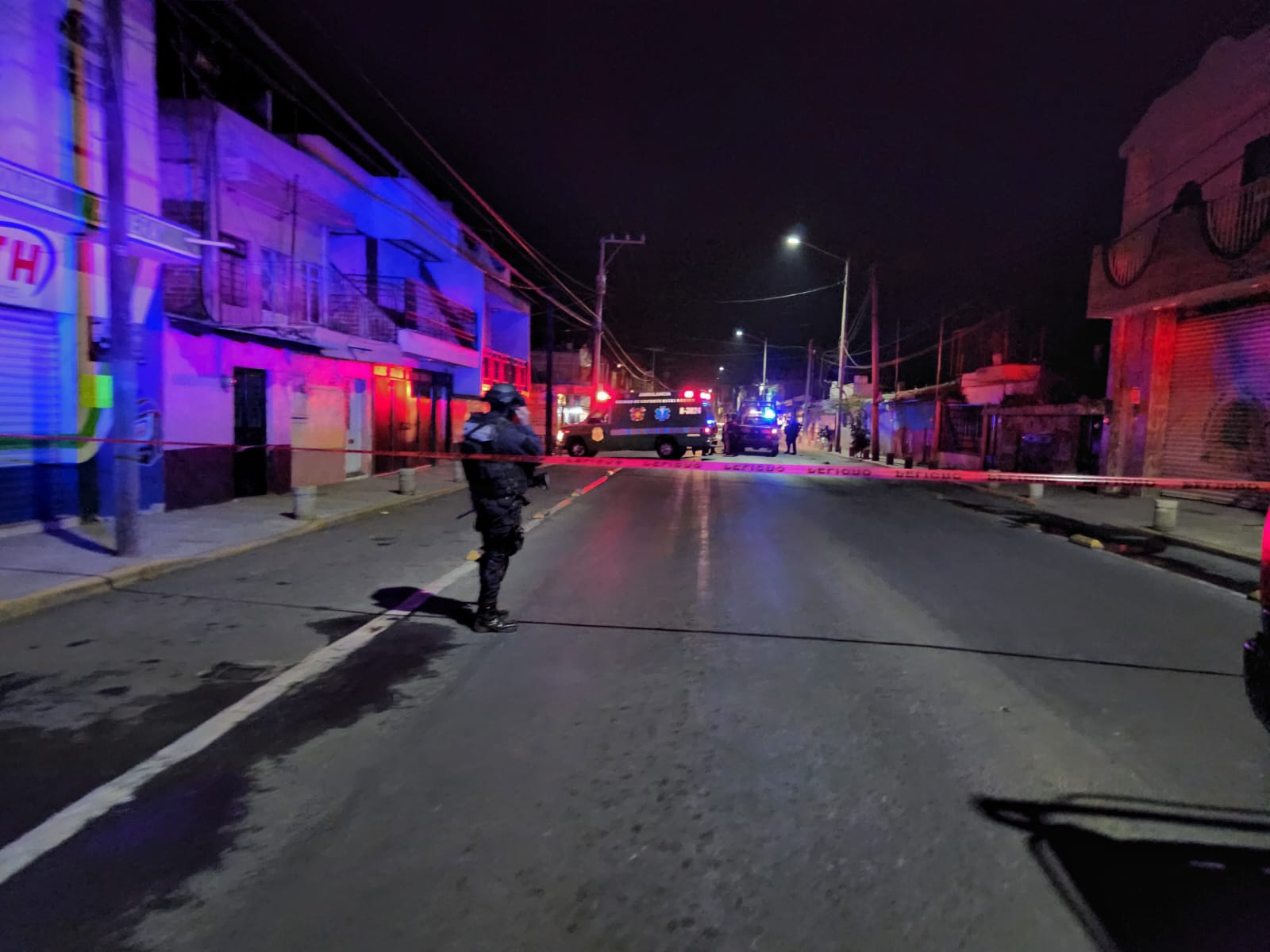 A balazos ejecutan a un sujeto en la avenida Juárez de Zamora