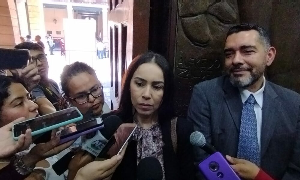 PVEM me quería obligar a firmar acuerdo, acusa alcaldesa de Aguililla