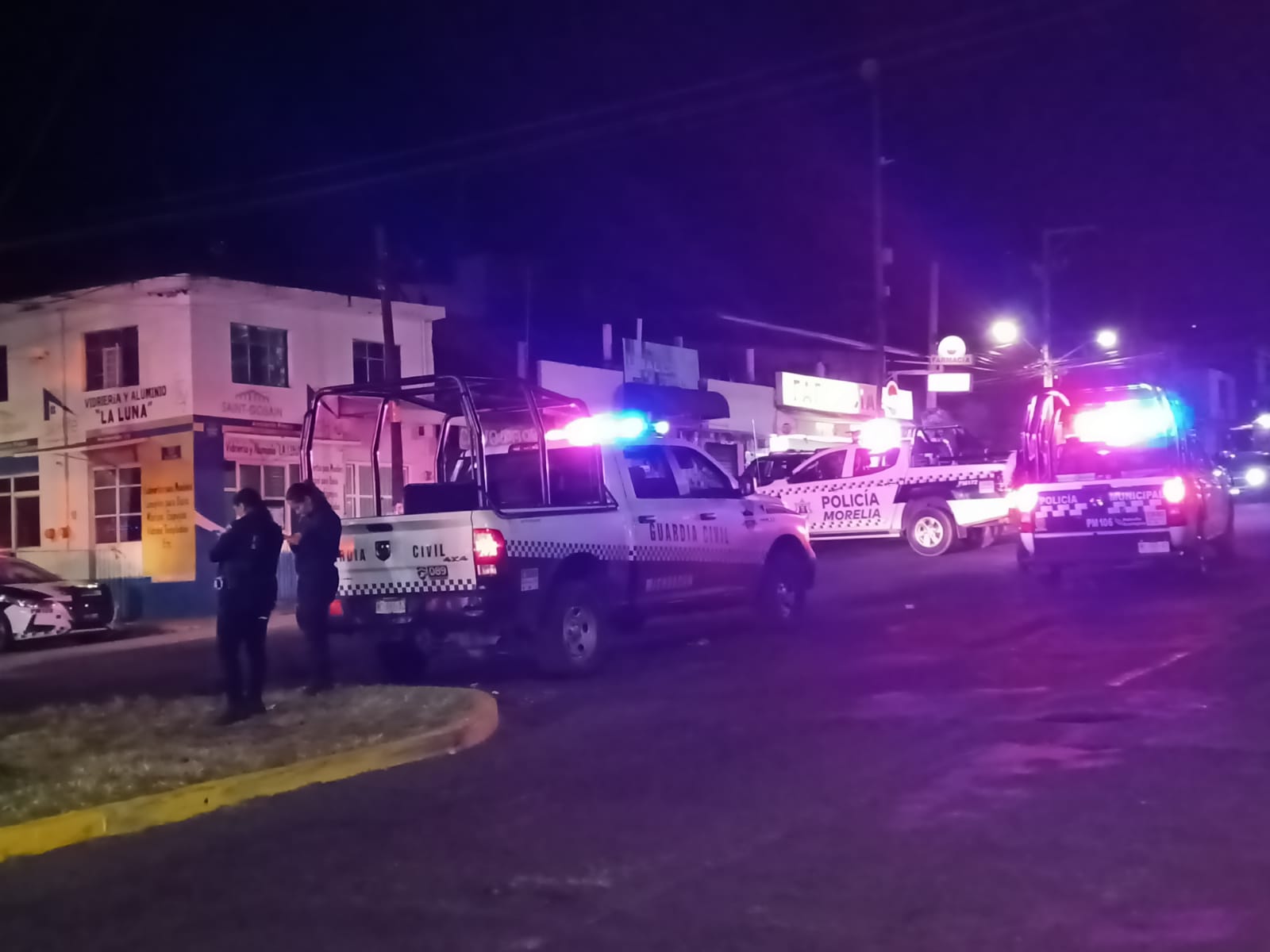 Acribillan a 2 sujetos en Prados Verdes, en Morelia; uno murió