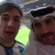 Youtuber se aloja con jeque en Qatar; paga con alfajores