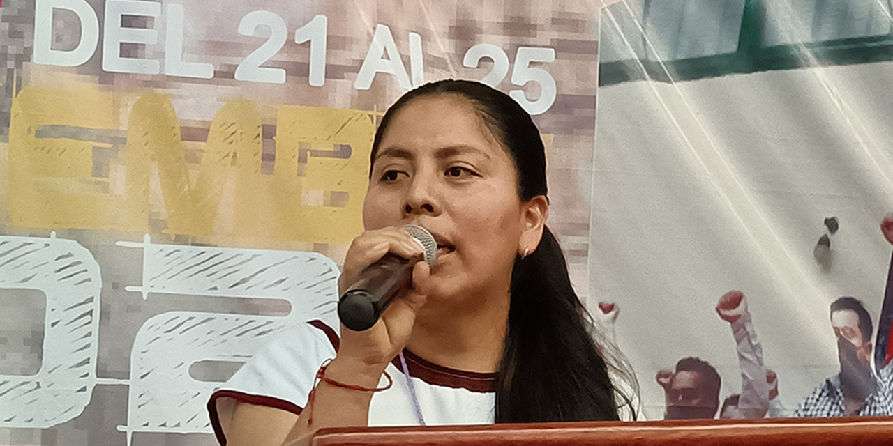 Una mujer será líder del magisterio en Oaxaca