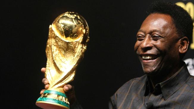 Pelé se encuentra en terapia intensiva