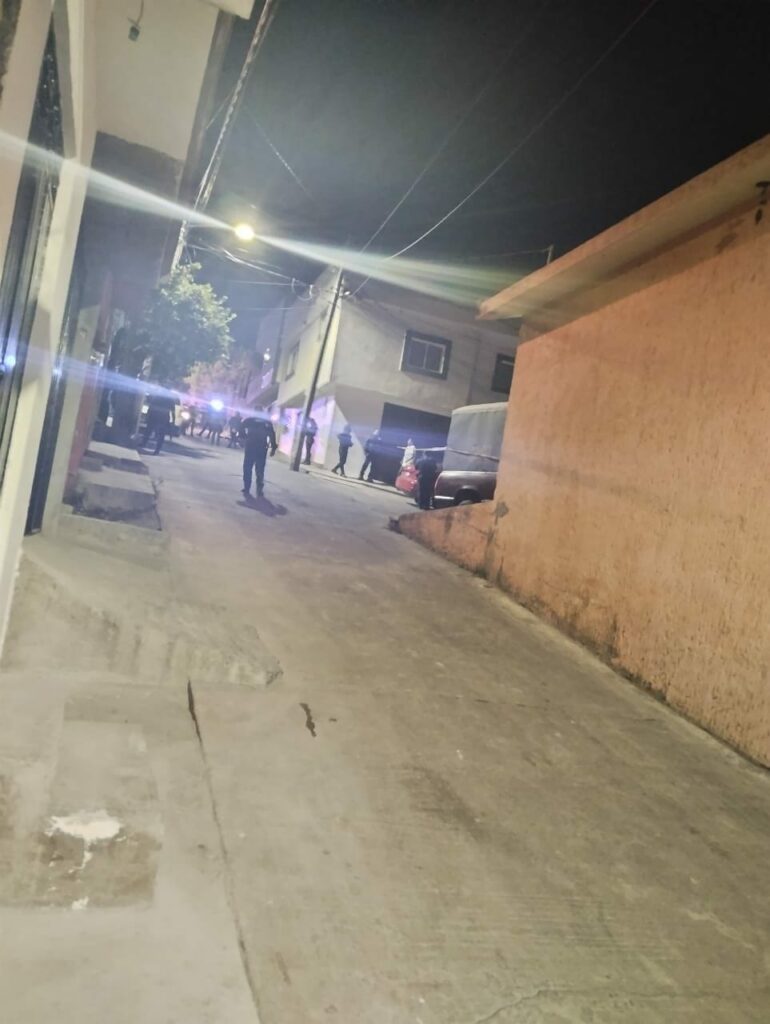 Balean a 2 sujetos en la colonia Argos en Morelia, uno murió