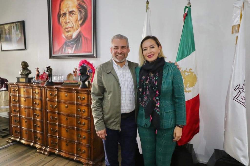 Renuncia oficialmente Yarabí a la SEE; va por rectoría de UMNSH