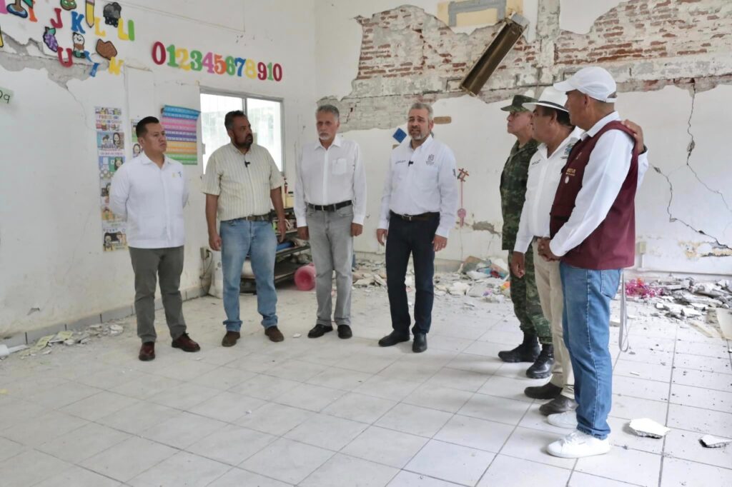 Tras sismo 63 escuelas de la Costa siguen abandonadas CNTE