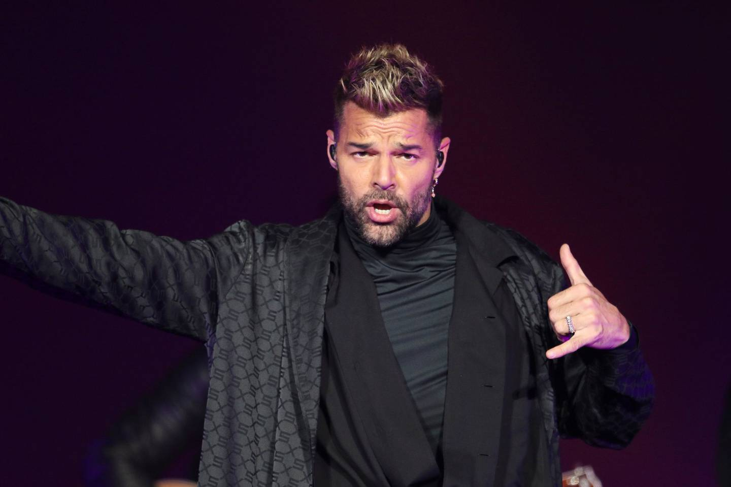 Abogado del sobrino de Ricky Martin asegura que no procede la demanda del cantante contra su cliente
