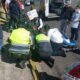 Mujer resulta lesionada al ser embestida por motociclista
