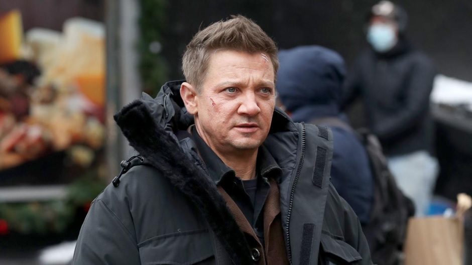 Sale del hospital Jeremy Renner