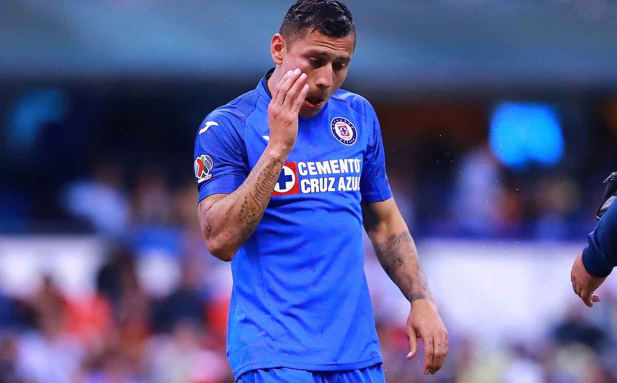 Jugador de Cruz Azul organizó fiesta temática de 'El Chapo' Guzmán