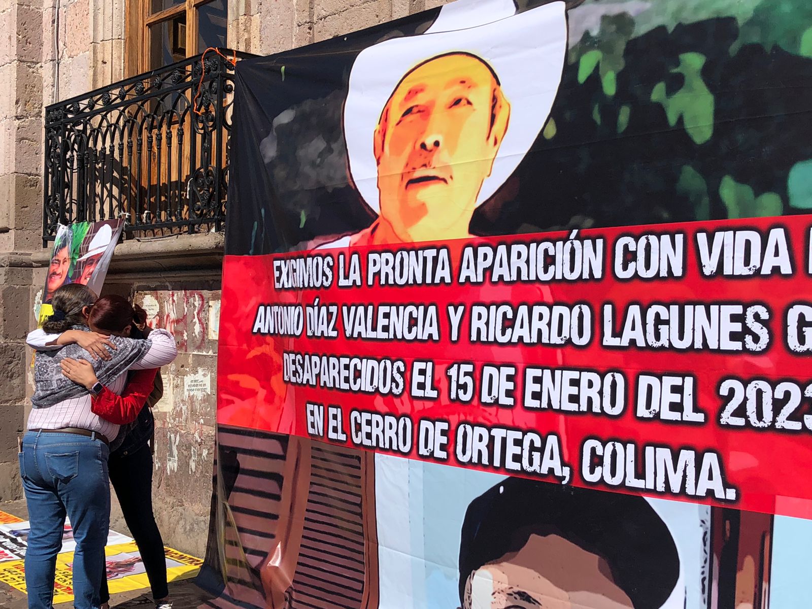 ¡Hasta encontrarte!; marchan y exigen aparición con vida del “profe Toñito”