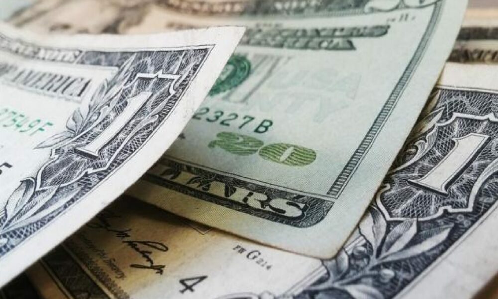 Baten récord remesas a México en 2022 Banxico