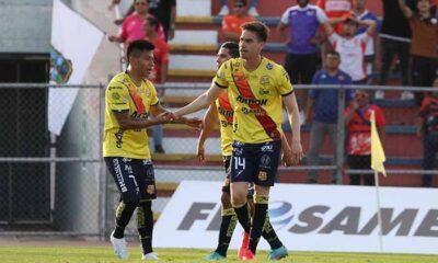 Canarios Correcaminos empate