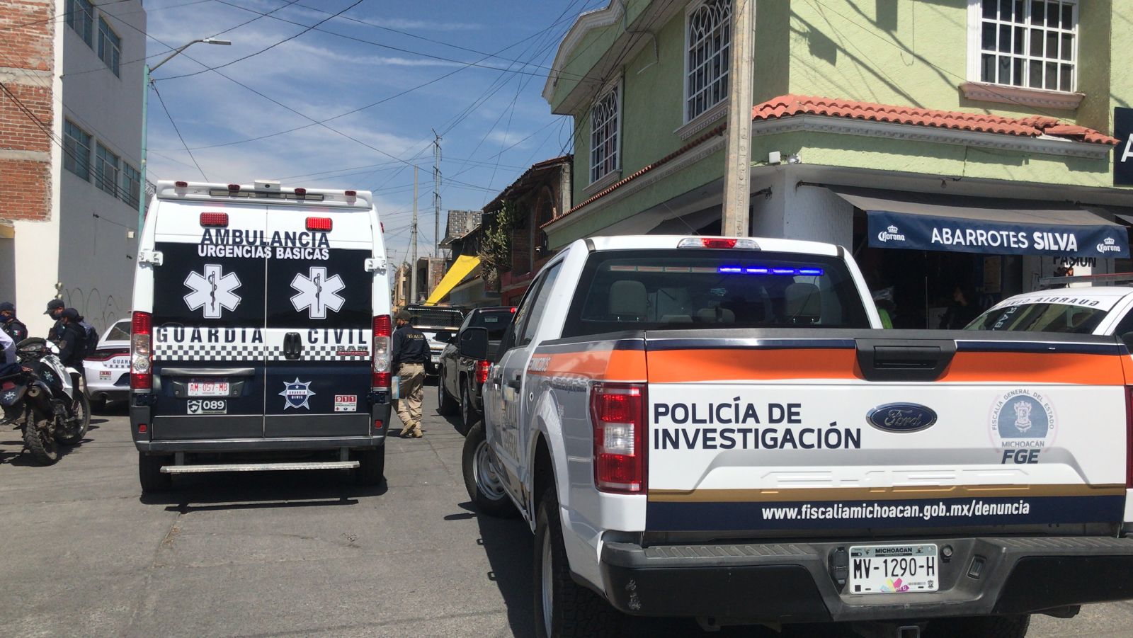 Encuentran a mujer si vida dentro de su casa en Morelia