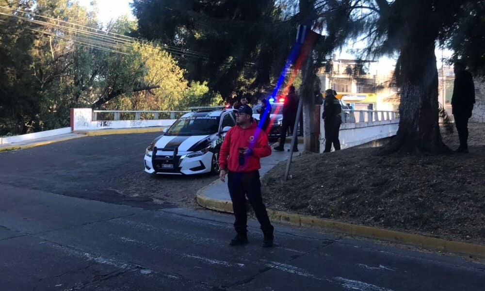 Hallan cadáver flotando en el Río Chiquito de Morelia