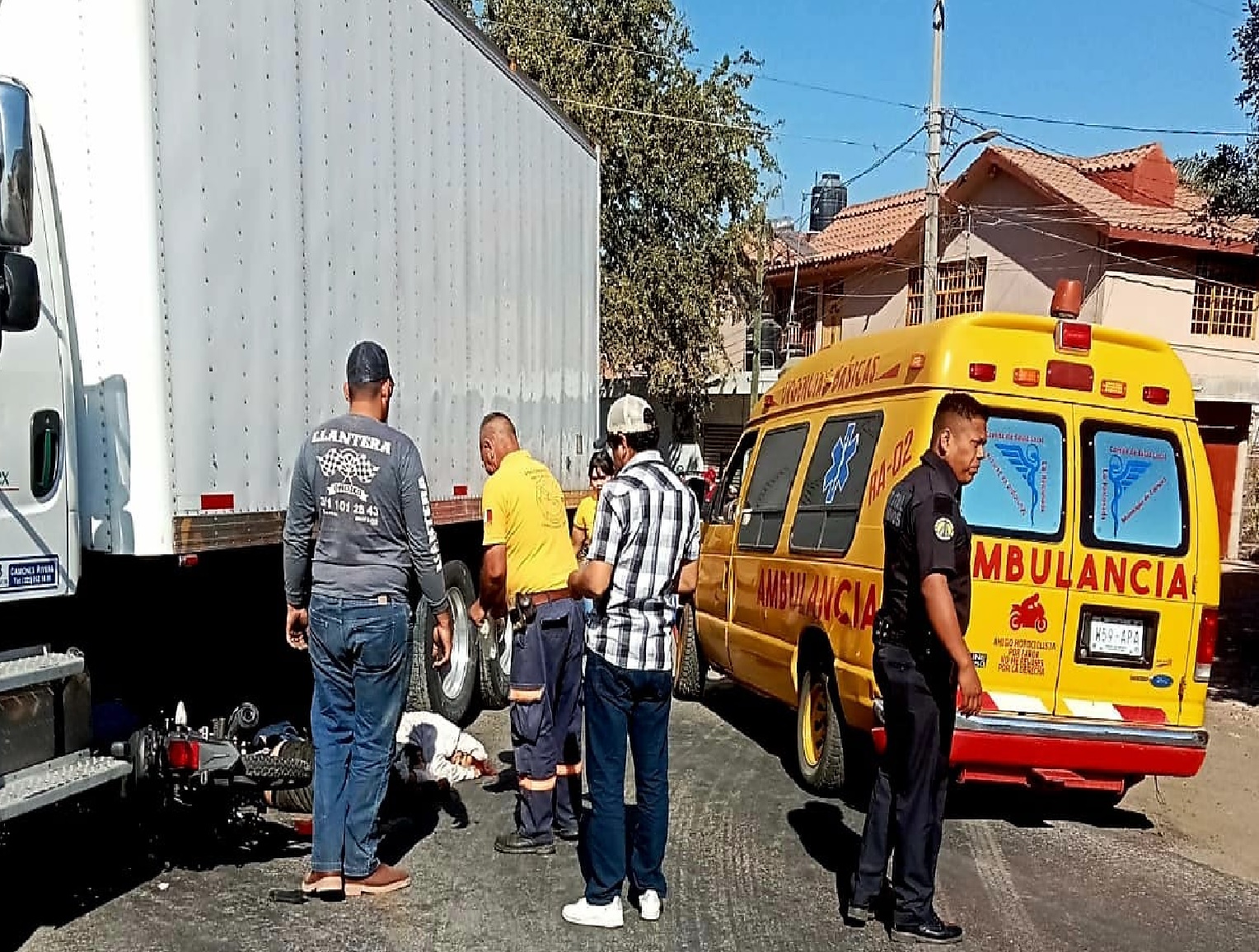 Jóvenes fallecen tras accidente sobre la carretera Zamora-La Barca