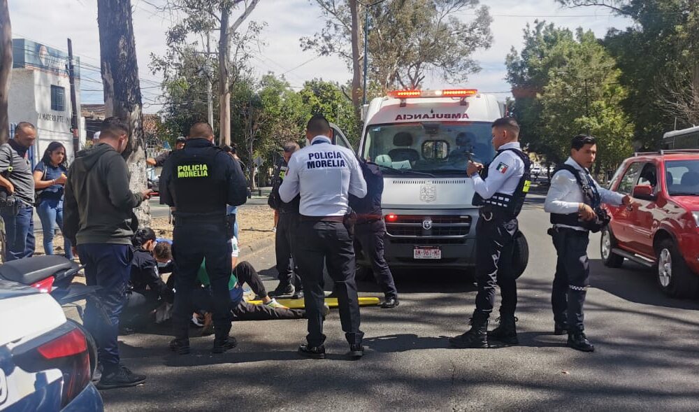 Motociclista resulta lesionado tras chocar en la Av. Madero en Morelia