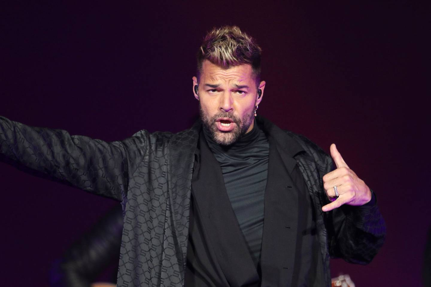 Se queda sin abogados sobrino de Ricky Martin