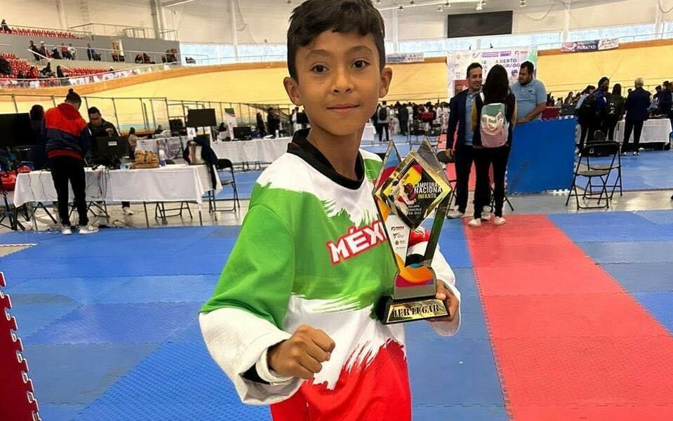 Oro para michoacano en el Nacional Infantil de Taekwondo