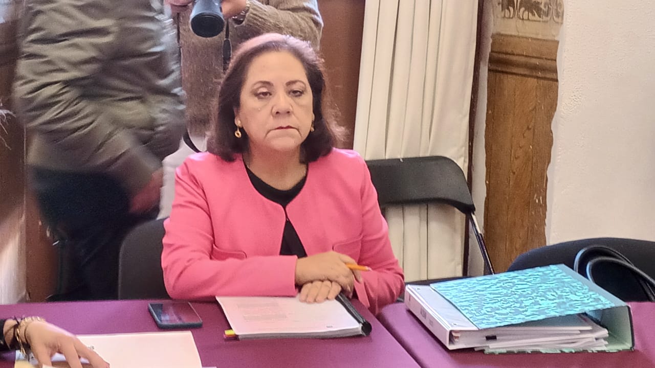 Obstaculiza Pineda funciones de Comité de Administración en Congreso