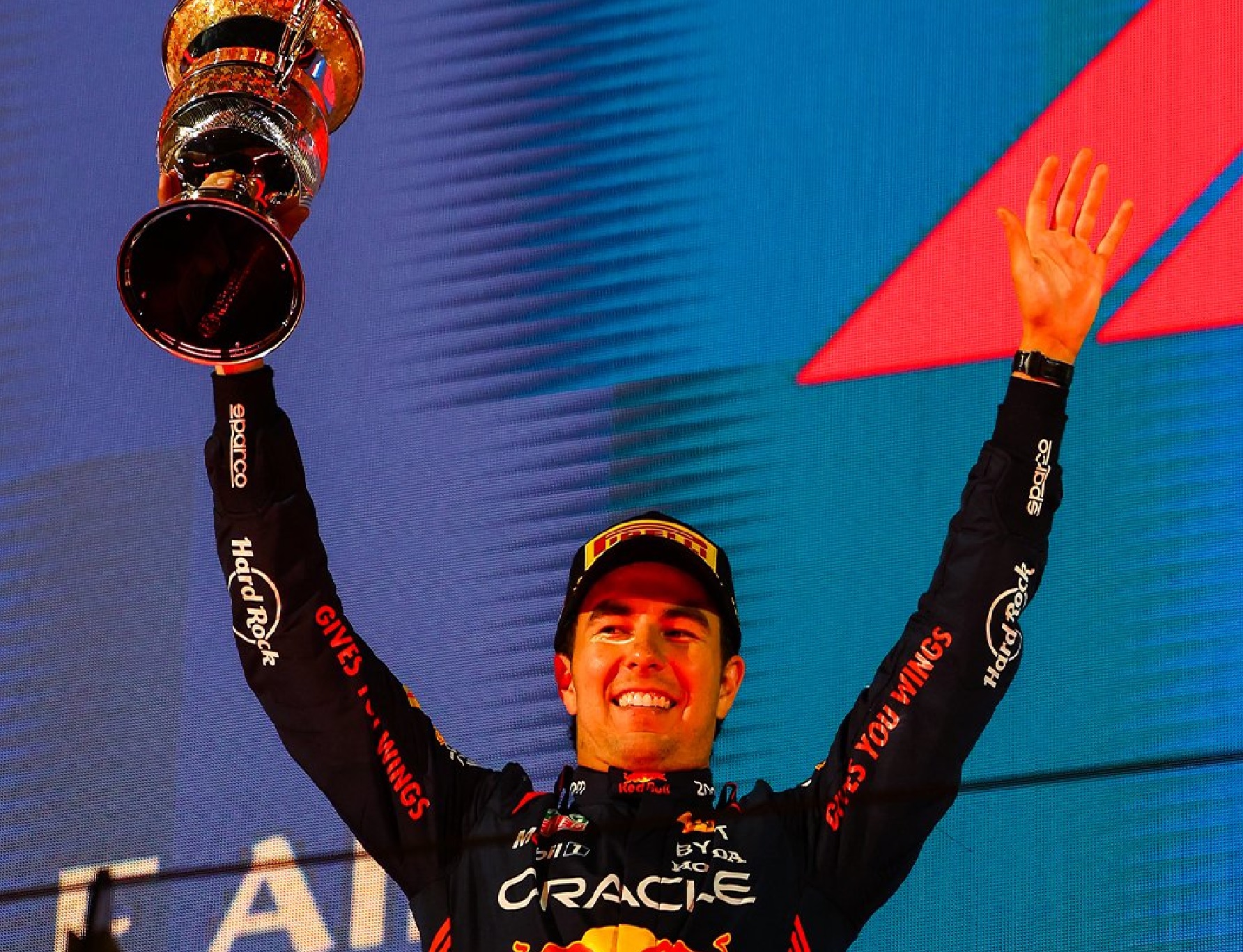 Con podio Checo Pérez inicia temporada de la F12