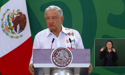 Condena AMLO quema de figura de ministra Piña en el Zócalo