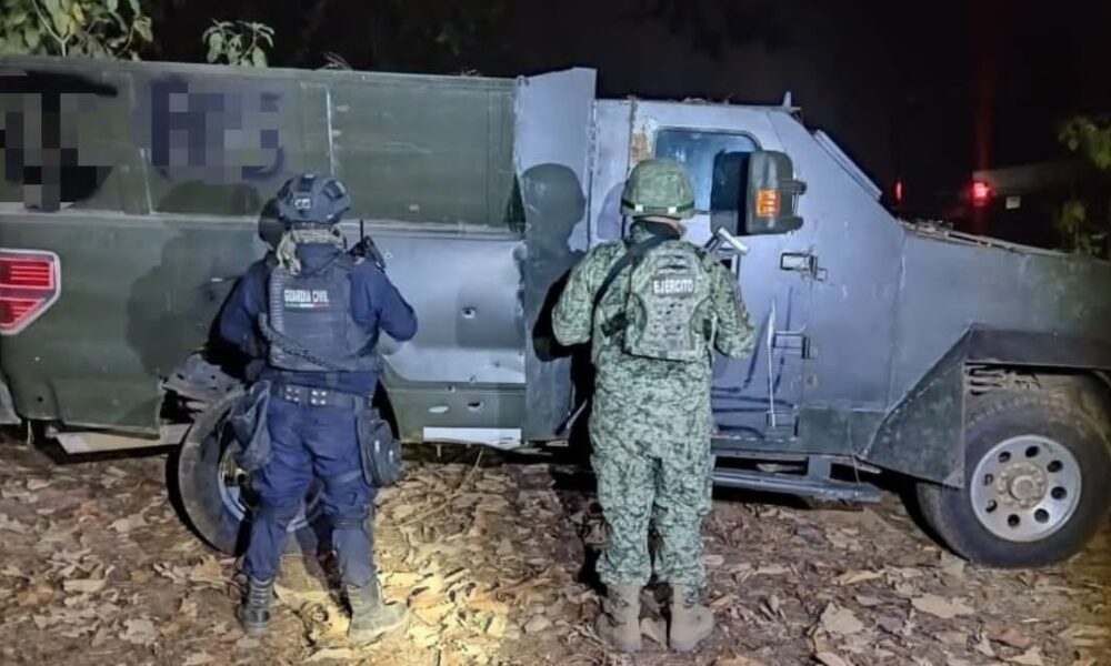 Destruyen vehículo con blindaje en Tancítaro