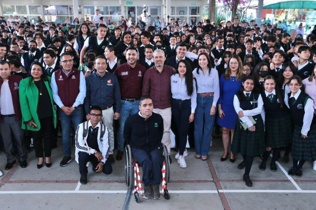 Caravana de la juventud en Morelia