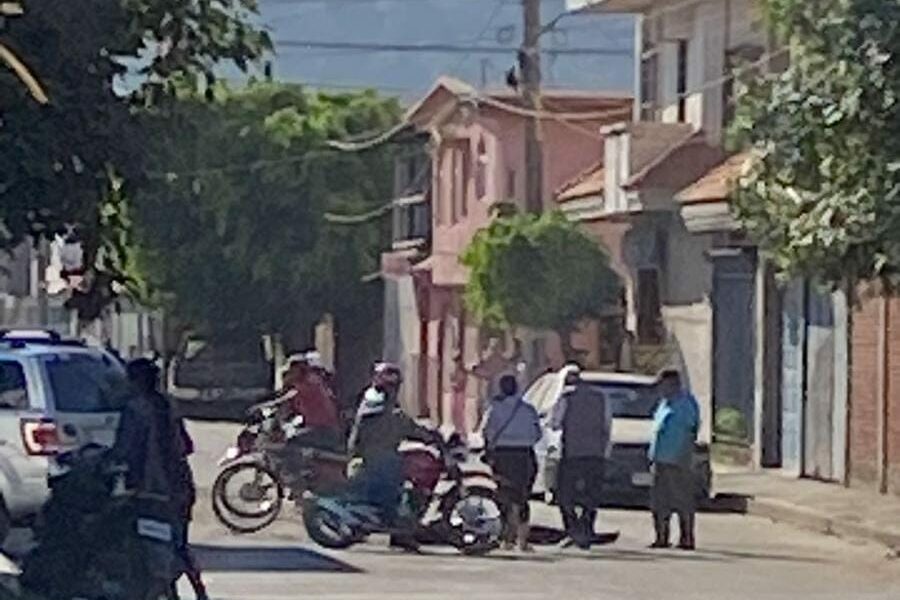 Hombre es asesinado en colonia de Valle Verde en Uruapan