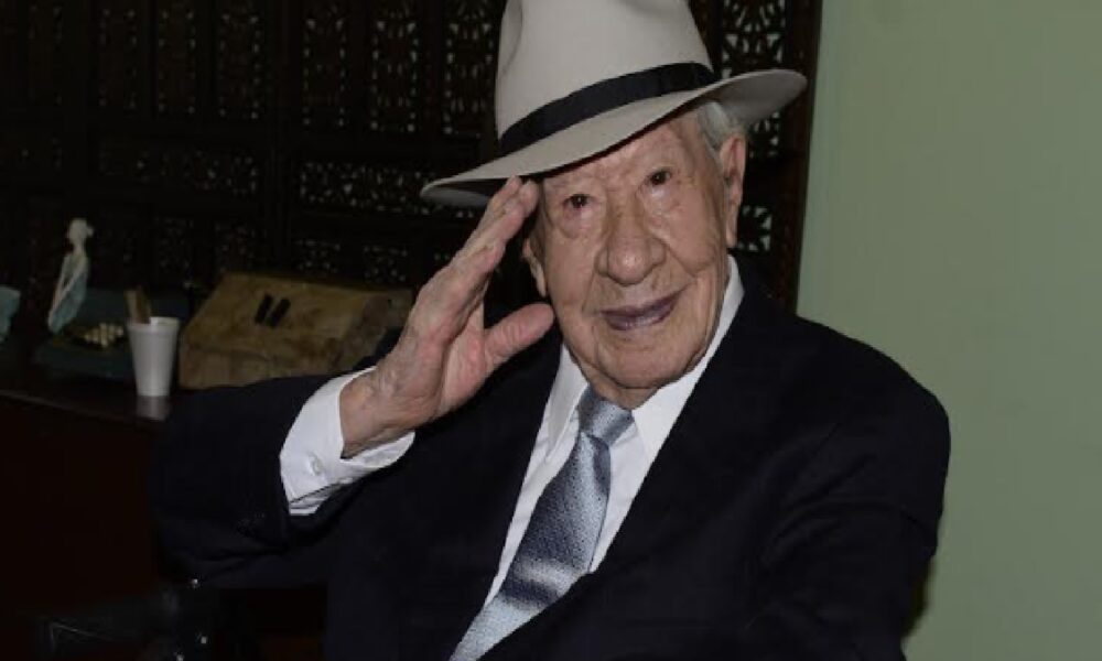 Hospitalizan de emergencia al actor Ignacio López Tarso