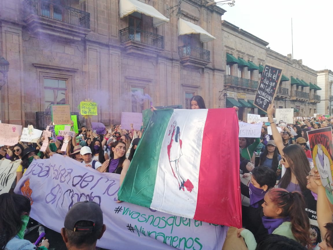 Manifestación feminista visibiliza violencia que viven las mujeres