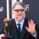 Pide Guillermo del Toro unión entre latinos tras ganar Oscar