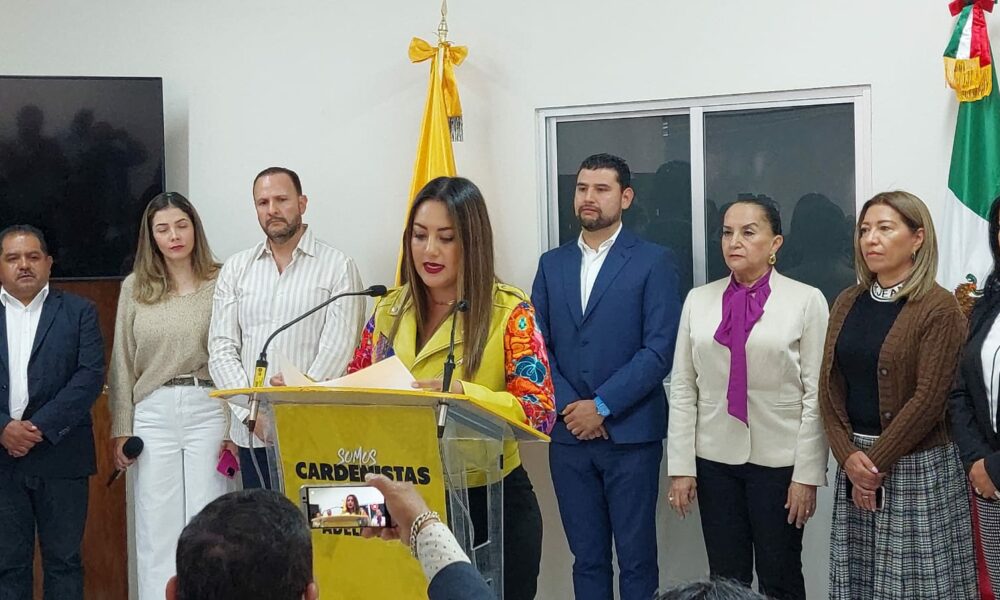 Tras renuncia de Manríquez, nueva coordinadora de diputados del PRD es Mónica Valdés