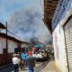 Consume incendio viviendas en centro de Taretan