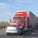 Pareja muere en choque de frente contra un tráiler