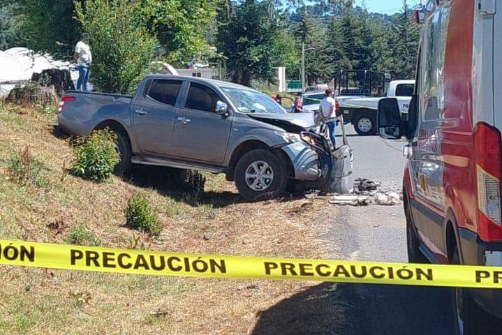 Choque frontal deja un fallecido y un lesionado en La Lagunilla