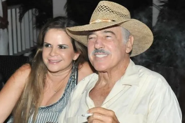Esposa de Andrés García pide oraciones para el actor