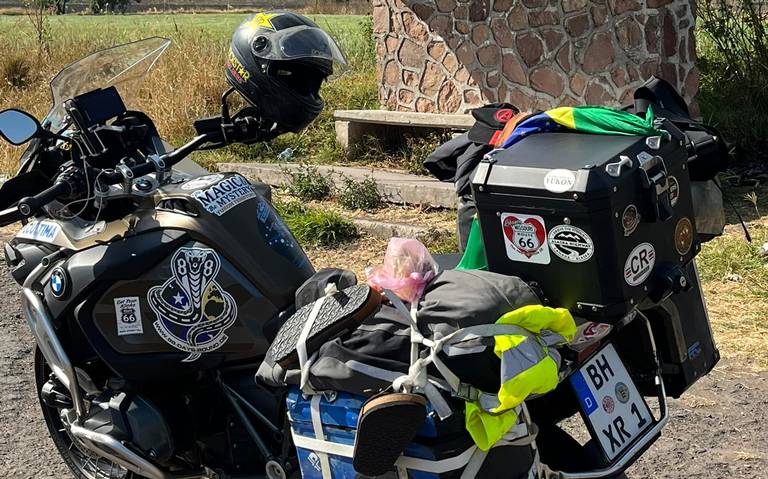 Roban motocicleta en Michoacán a alemán trotamundos