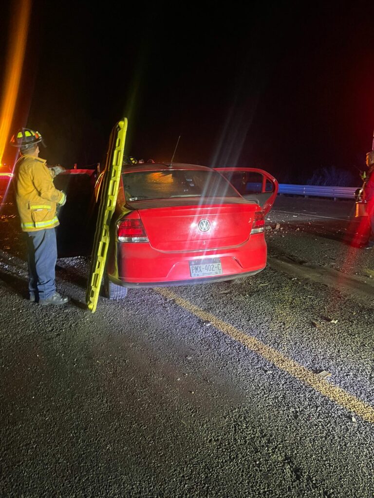 Choque en autopista Cuitzeo -Pátzcuaro deja un muerto