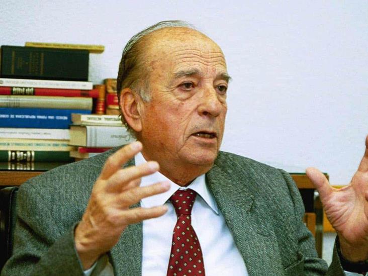 Fallece Pablo González Casanova