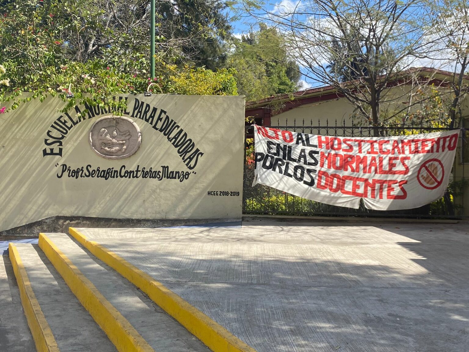 Normal de Educadoras regresó a clases con nuevos directivos temporales