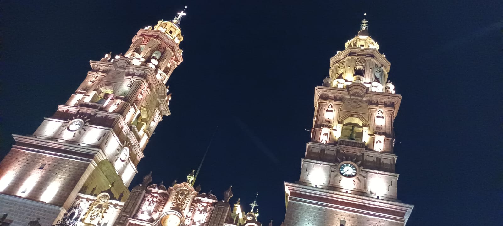 ¿Sabes cuánto mide la catedral de Morelia?