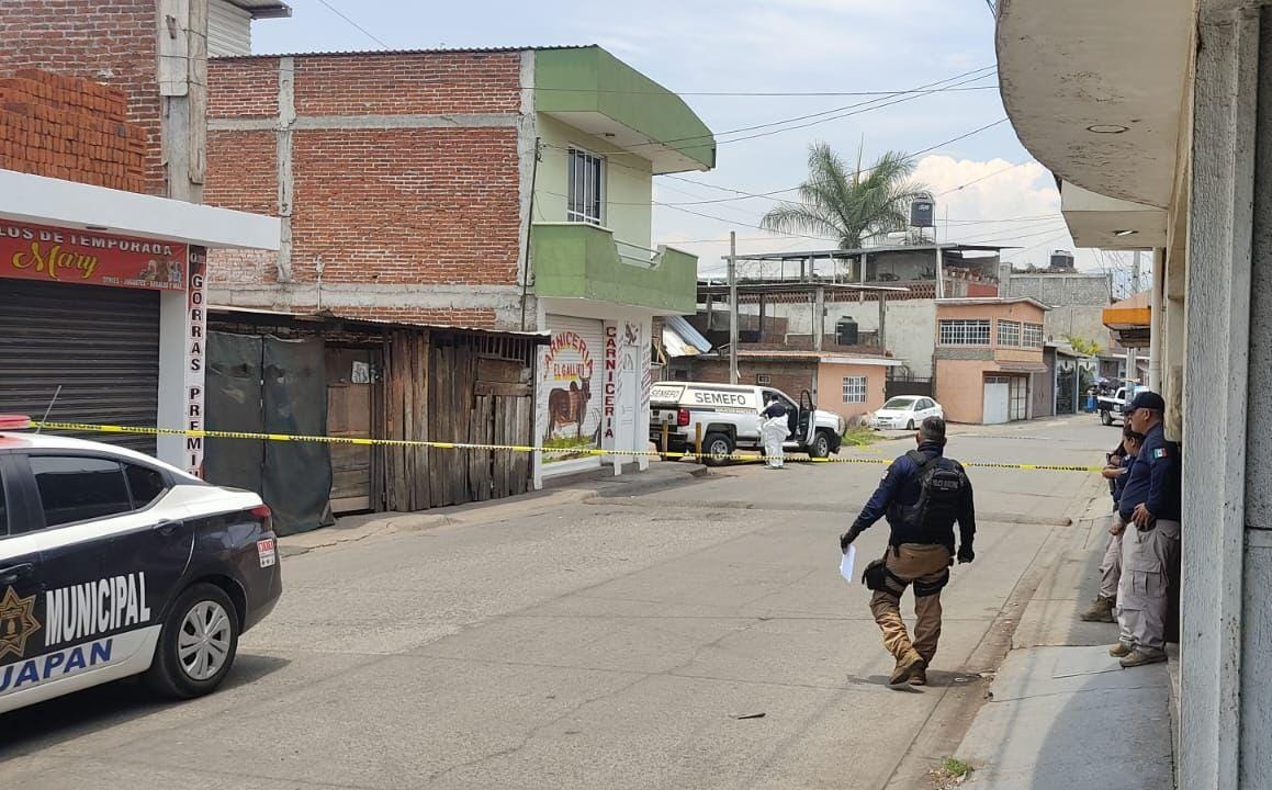 A balazos acribillan a un hombre en Uruapan